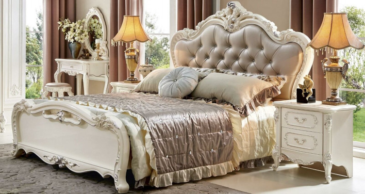 Lits classiques en cuir Chesterfield de style Rococo Baroque doubles lits d'hôtel antique