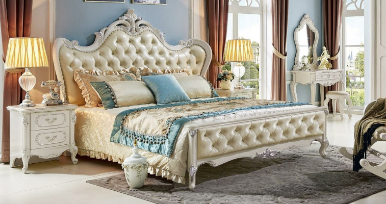 Lit double classique Lits d'hôtel baroques Lit rembourré Chesterfield en bois massif