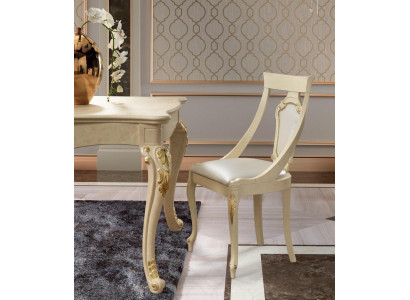 Chaise de salle à manger Chaise Chaises de salle à manger Bois Design Style Baroque Beige Siège incliné